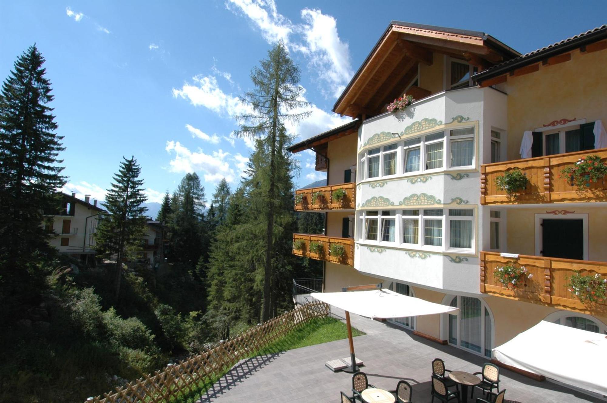 Residence Pez Gajard Сан Мартино ди Кастроза Екстериор снимка