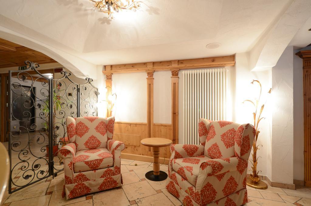 Residence Pez Gajard Сан Мартино ди Кастроза Екстериор снимка