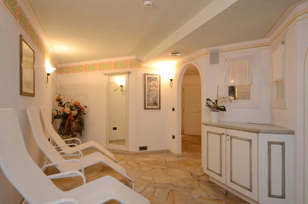 Residence Pez Gajard Сан Мартино ди Кастроза Екстериор снимка