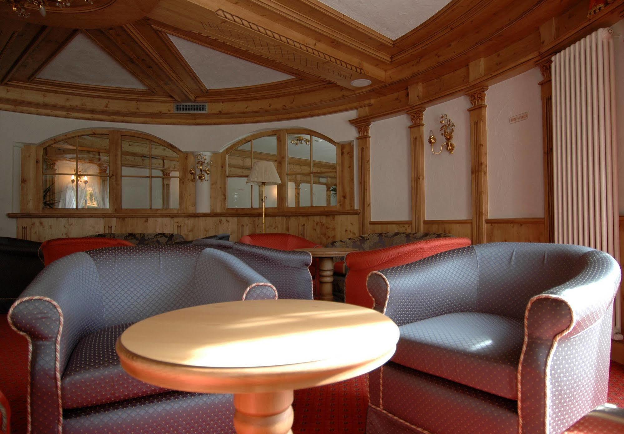 Residence Pez Gajard Сан Мартино ди Кастроза Екстериор снимка