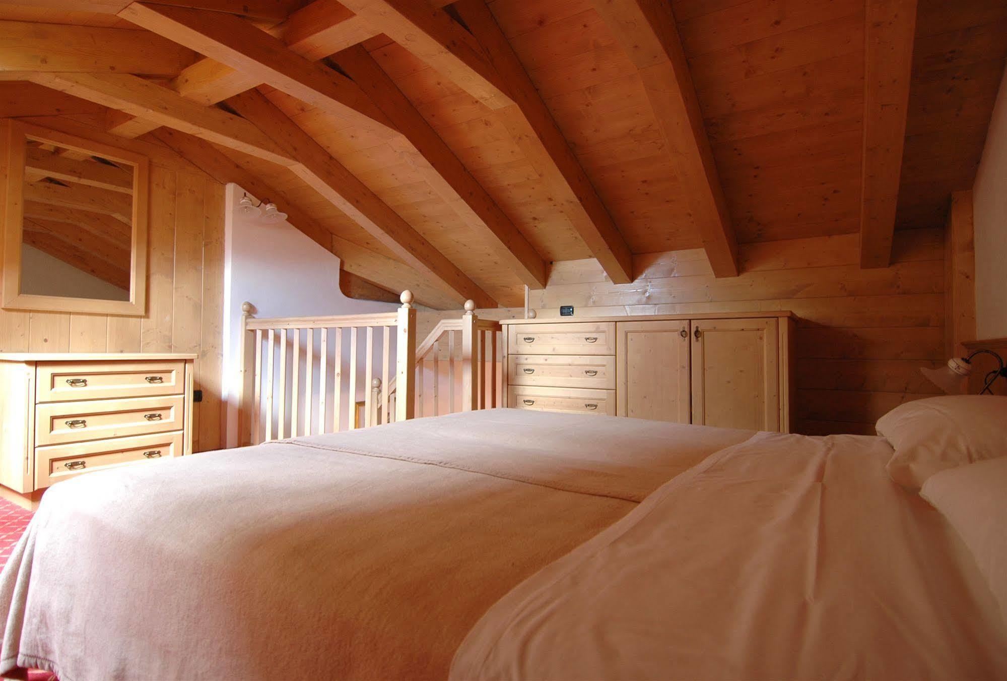 Residence Pez Gajard Сан Мартино ди Кастроза Екстериор снимка